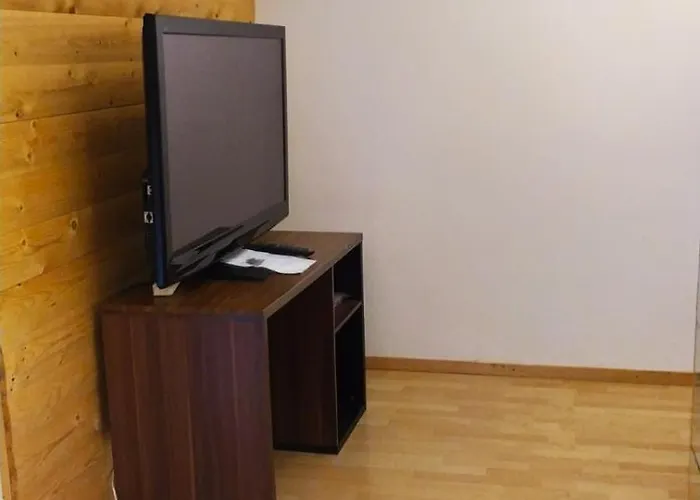 Appartement Simple Flat In Fee