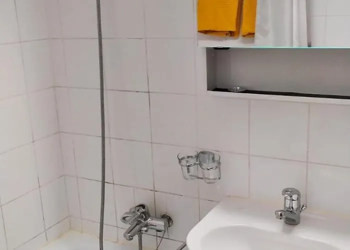 Simple Flat In Fee Appartement *